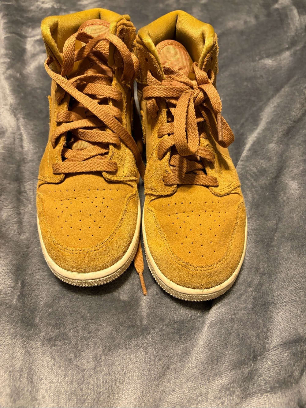 Jordan Kids' High-Top Sneakers in Mustard Yellow Suede